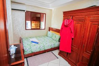 Peaceful Apartment with AC & fiber-speed internet - 9