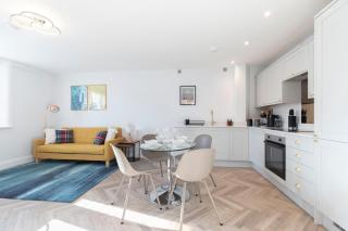 The Black Swan - Modern Apartment By Historic Gloucester Quays - 6