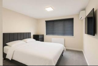 Stylish & Brand-New Home 2025 - 7