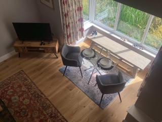 The Studio, spacious riverside property in Ludlow with private parking - 5
