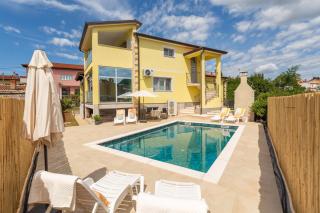 Villa Sandra - Kaštelir - 0
