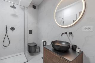 Sauna Premium Apartment - Central, Free Parking, Self Check-In - Oradea - 2