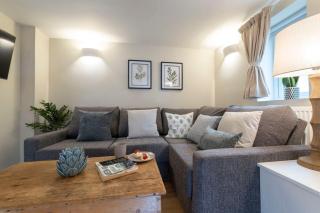 Cosy & Peaceful Self Contained Home in Montpellier - Cheltenham - 4