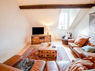 Castle with wellness and zipline - 1