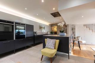 Cotswold Hillside Retreat with Stunning Views - 7