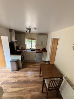Self-contained 2 bedroom annexe in secluded country house - 6
