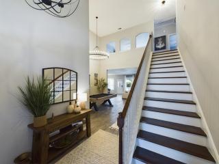 Saddle n Spurs BNB, 25 minutes to downtown, pool, fire pit, grill - 3