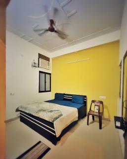 Hotel Shri Jeevan Dham - Vrindāvan - 7
