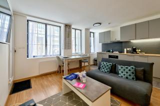 Séjour tout confort en plein coeur de Nevers, studios Galet-Carbone ou Terra Cotta - 6