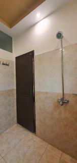 Hotel Luxe Heights Lahore - 4