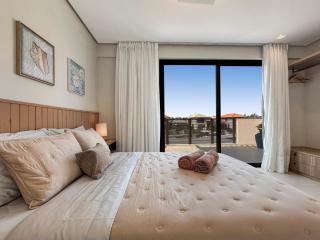 Luxo - Churrasqueira - Piscina privativa - 2 Suites - 2 Qt - 2