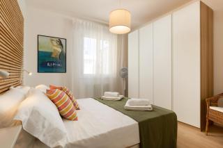 Modern 2-bed flat, 250m from sea - 9