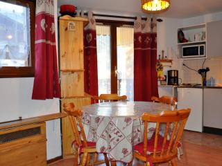 Studio 4 pers avec balcon S/O, parking, casier à skis - Abondance - FR-1-692-60 - 3