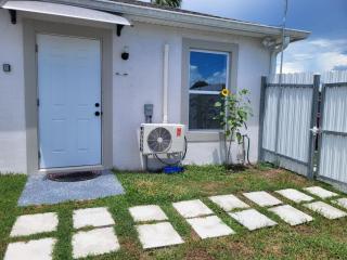 Private room in Port St Lucie - 8