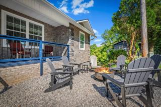 Wolfpack Retreat II- Hot Tub- Fishing Lake- Game Lounge- Home Theater - 9
