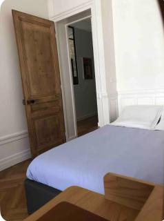 Chambre dans appartement familial au pied du métro et proche parc tête d or - 6
