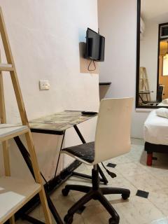 Estudio ideal para 1 en casa con areas comunes - 3