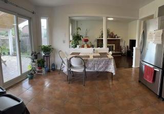Bright private single bedroom V02 on second floor - Mississauga - 2