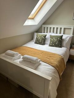 The Coach House - 8