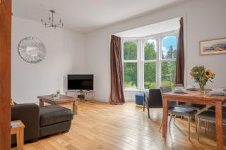 Chaucer Apartment - 2