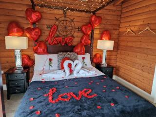 Kaoglen-Stags-Hot tub-Cairngorms-Pet Friendly - 7