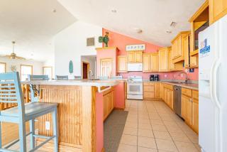 K1025 Dune Diamond - OCEANFRONT! Elevator, Heated Pool, Pets OK! - 1