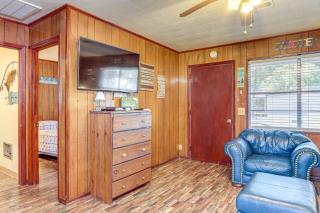 Shared Dock and Yard Greers Ferry Lake Home! - 4