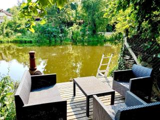 Haus am Fluss - 2