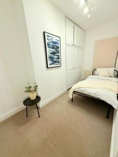 3 Bed Near Coventry Arena, Contractor & Family Accommodation - Coventry - 3