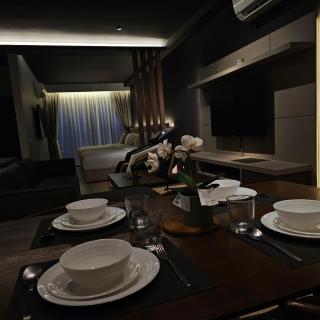 Black Martini Premium Suite - 7
