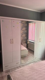 Flat with 3 rooms near parks - 2