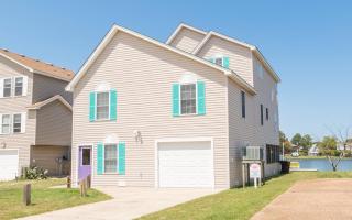 K1552 BeachBumz - Canalfront! Community Pool! Private Dock! - 5