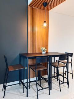 Dubai Marina Modern 1 Bedroom Apartment - steps to tram & Marina Walk - 5