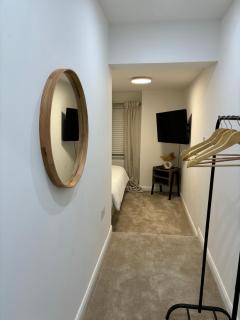 The Cornerstone Cottage - Farnborough - 6