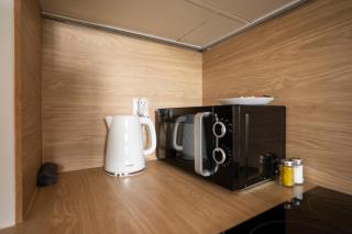 8th Floor Włochy Apt - Balcony, Workspace, AC - by Rentujemy - 5