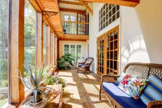 Expansive Grand Estate 10 Mi to Mt Snow! - 8