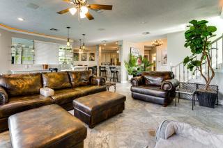 Waterfront Lake Conroe Home with Pool Access! - 5