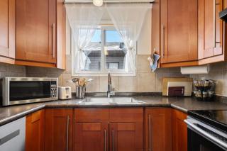 Cozy Modern Pet Friendly Homes - 3