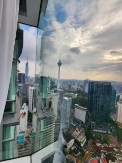 Sky Suites KLCC - 6