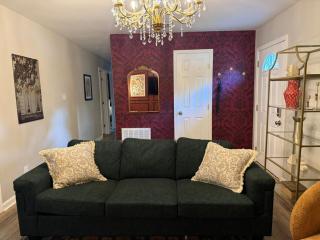 Savannah Home|Pool|Hot Tub|Sleeps8|pet+ - 6