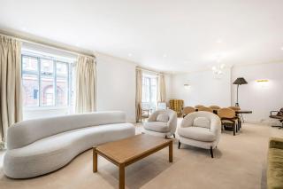 Luxury Mayfair Apartment - Next To Green Park - 9
