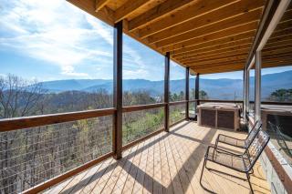 A-Frame Above It All- Hot Tub- Amazing Mtn Views - 9