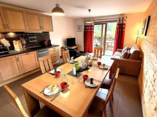 Appartement T3 lumineux avec terrasse, parking et WiFi aux Gets - FR-1-598-14 - 0