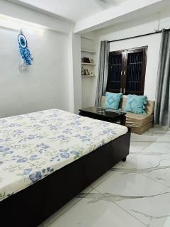 Riddhi Homestays - 3