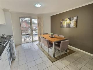Peaceful 1 Bedroom City - - 4