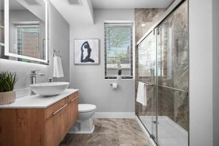 Upscale Double King Suite with Four Beds in Premier Shadyside Location - Pittsburgh - 5