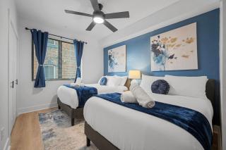 Flawless 3BR Suite with Four Beds, Two Decks and Free Parking in Prime Shadyside Location - Pittsburgh - 4