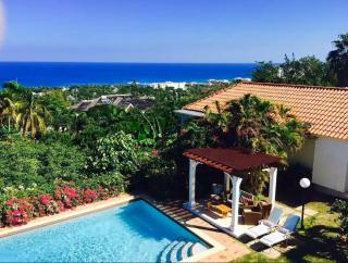 Beautiful Well-Appointed Villa Magnificent Sea Views - 3