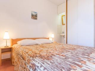 Appartement rénové, centre station, balcon, coin montagne, proche pistes et commerces - FR-1-275-158 - 1