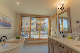 Timberstone Condo by Canadian Rockies Vacation Rentals - Canmore - 2